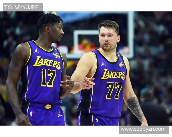 湖人火箭对决精彩回顾球星表现与战术分析全景呈现